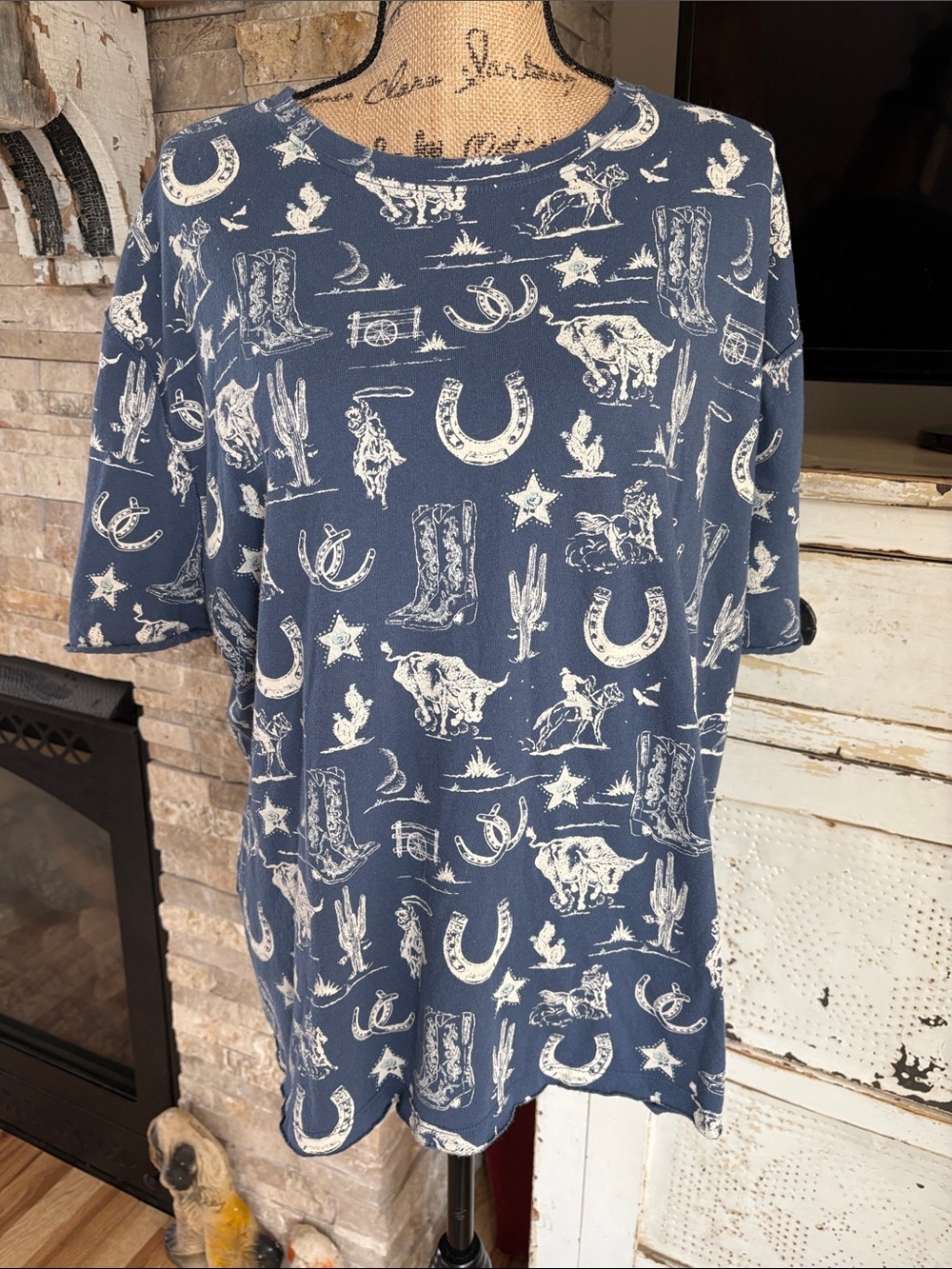 Free People blue painted graphic tshirt western theme drop shoulder horseshoe - Picture 2 of 16